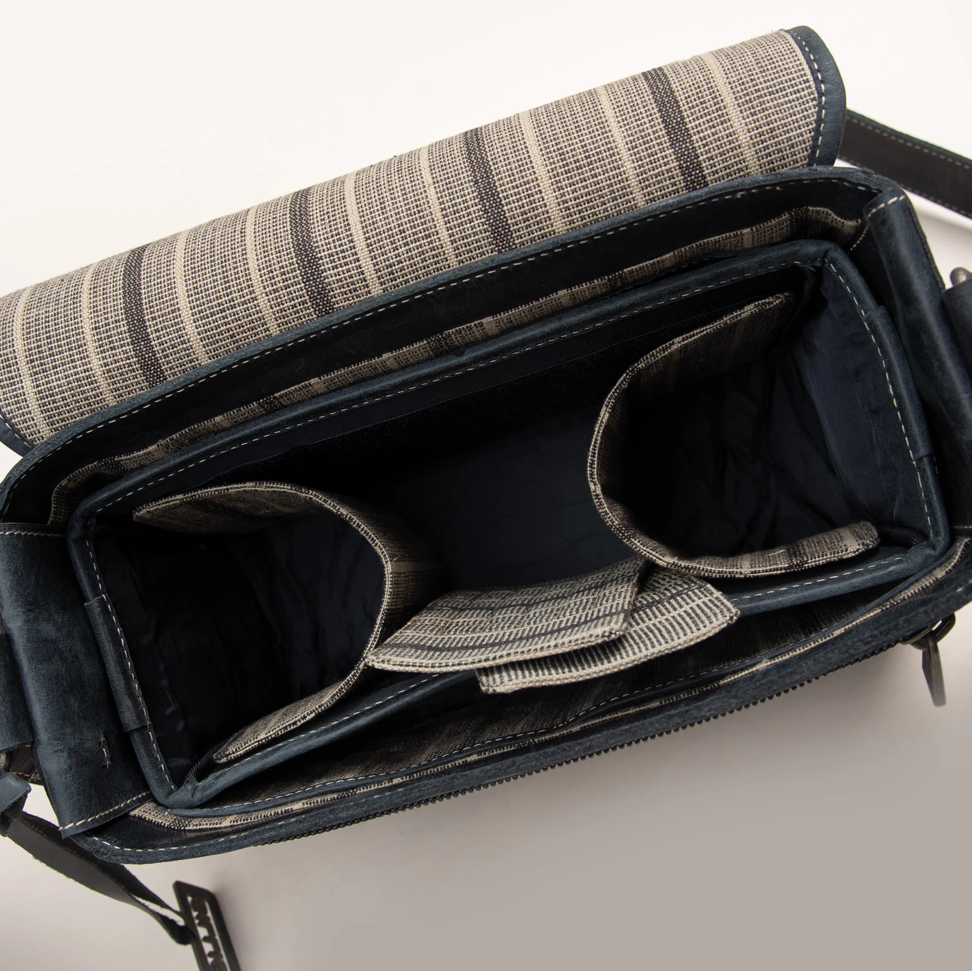 Leder Schultertasche Trafalgar - Image 27